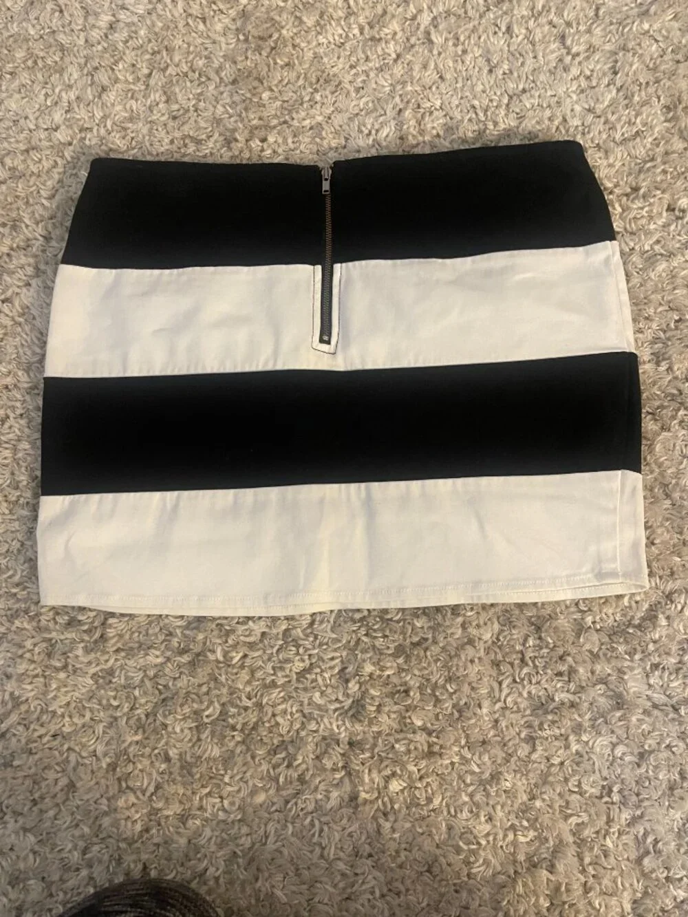 Volcom Frochick Striped Mini Skirt Black White Size 7 Y2K Skater